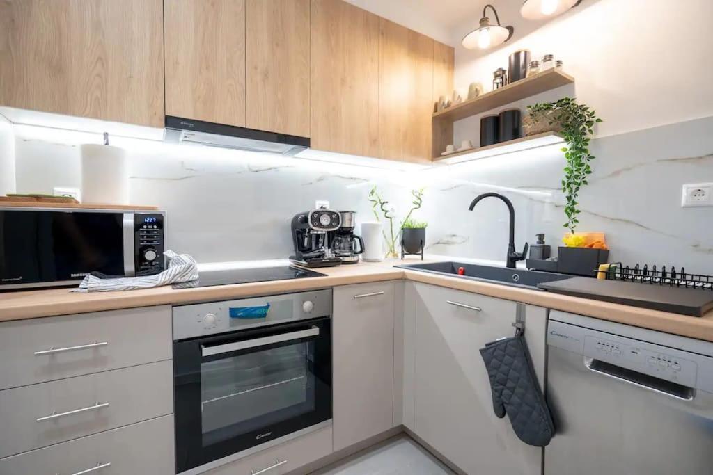 Piraeus Cozy Apartment For 4 Persons Zewnętrze zdjęcie